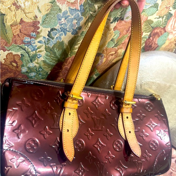 WOW POSHMARK Louis Vuitton Monogram Vernis Rosewood Avenue Patent Handbag Tote - Picture 2 of 16